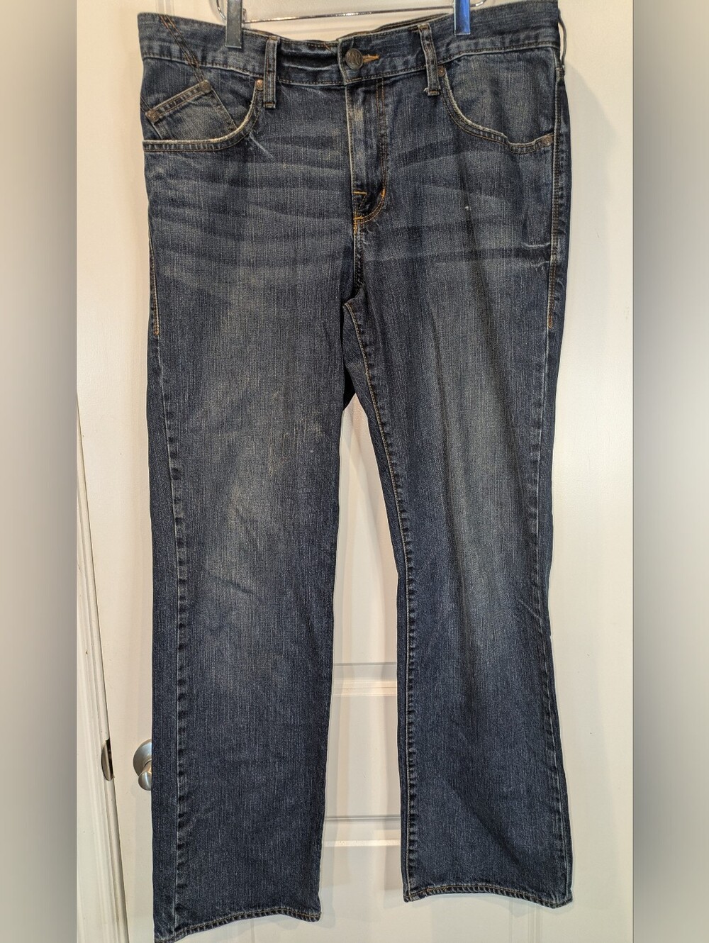 Rock & Republic Men's Bootcut Jeans 36x32 Medium Wash Denim Classic Fit